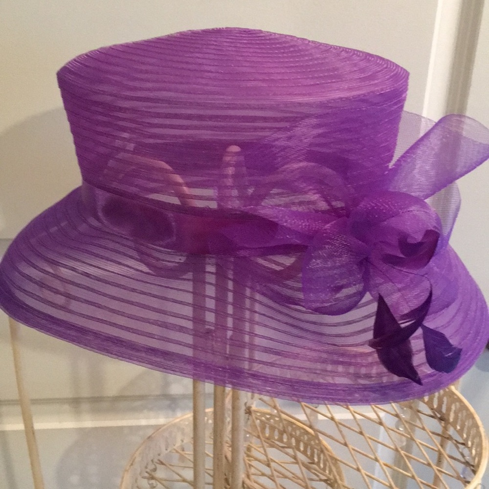 Ladies hat